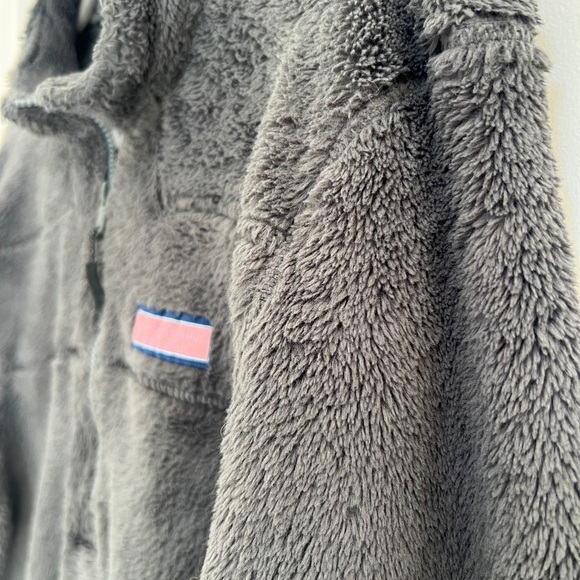 Vineyard Vines Women’s Gray Sherpa 1/4 zip Pullover Size Large - Picture 4 of 7